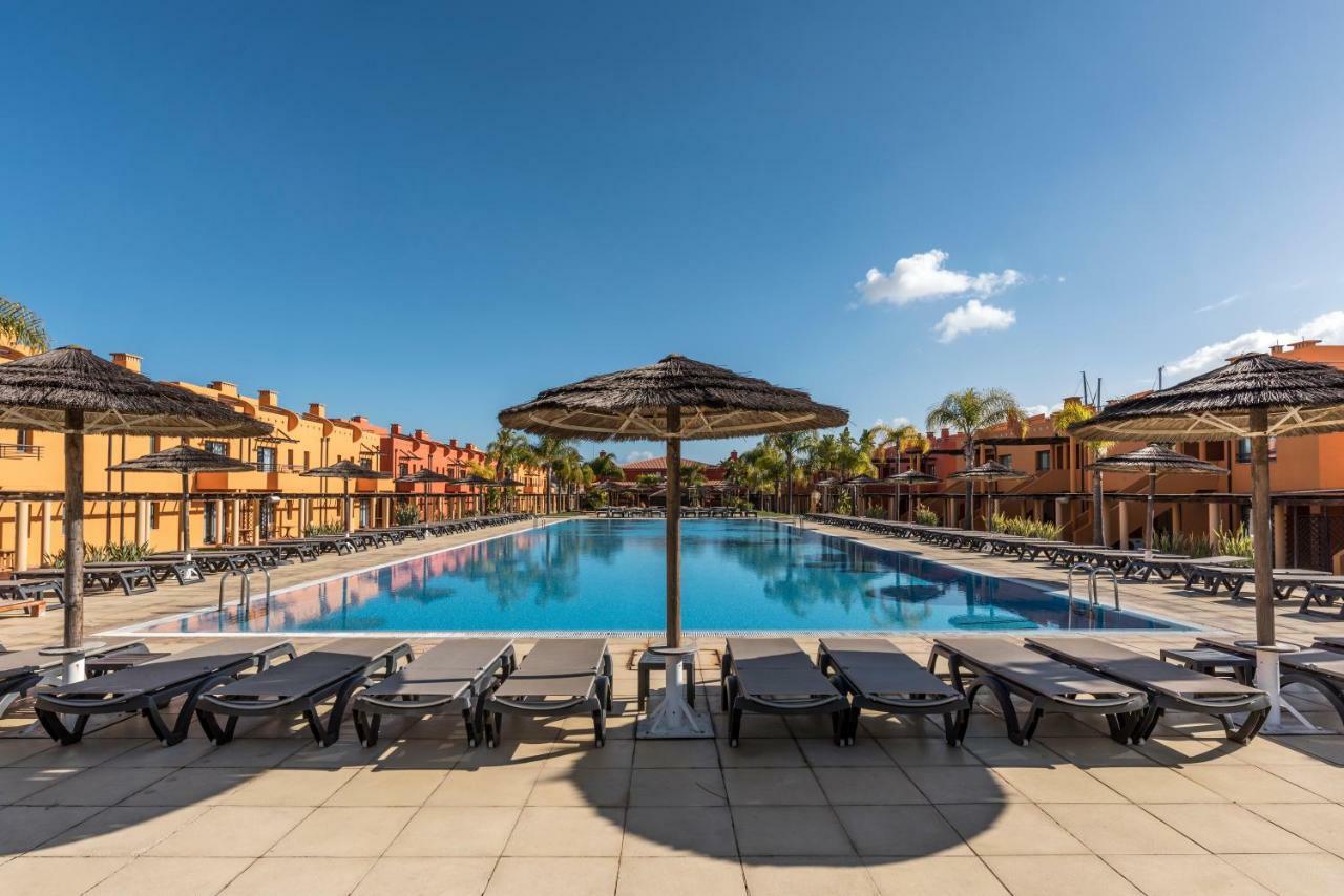 Luxury Apartment, Marina, Beach & Pool Portimao Exterior photo